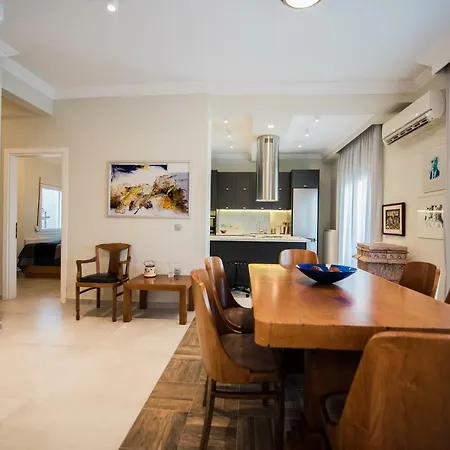 Apollo Chic Penthouse By Qr *